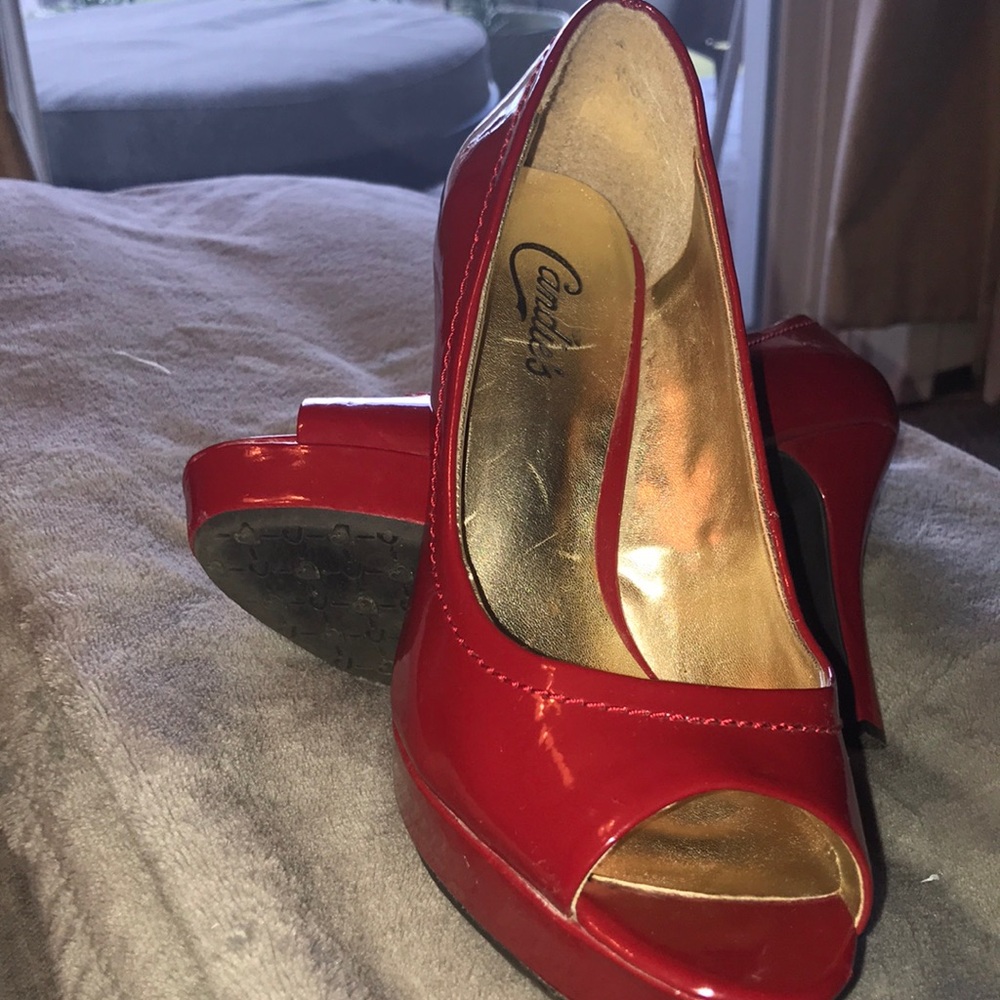 Pumps - Picture 2 of 2